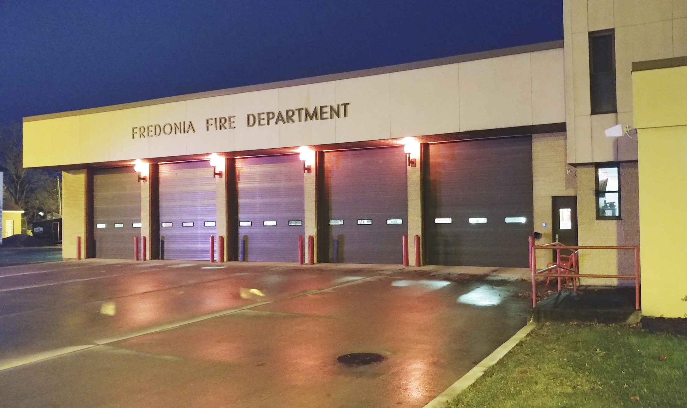 Fredonia paid firefighters must be certified EMTs News, Sports, Jobs